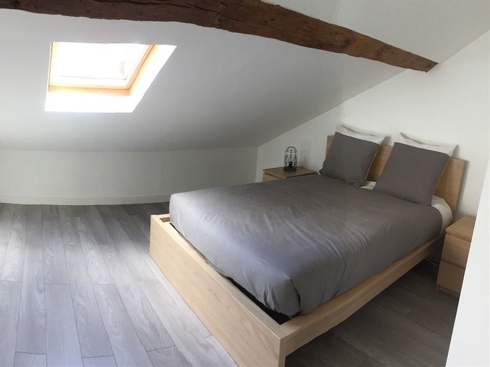 By Jo - Proc 2d Apartment Saint-Germain-en-Laye